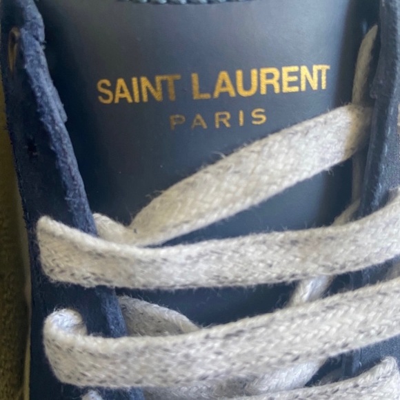Saint Laurent Court Classic Low-Top Sneakers - Picture 6 of 10